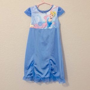 Disney princess nightgown size 6